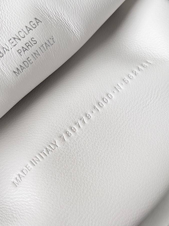 1:1 Replica Balenciaga bag 𝐁𝐚𝐥𝐞𝐧𝐜𝐢𝐚𝐠𝐚 𝐑𝐨𝐝𝐞𝐨 — 1:1 Replica — photo 8