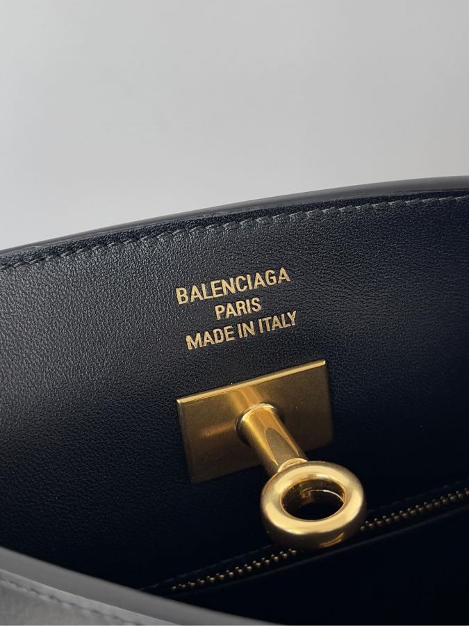 1:1 Replica Balenciaga bag 𝐁𝐚𝐥𝐞𝐧𝐜𝐢𝐚𝐠𝐚 𝐁𝐞𝐥 𝐀𝐢𝐫 𝐇𝐨𝐛𝐨 — 1:1 Replica — photo 5