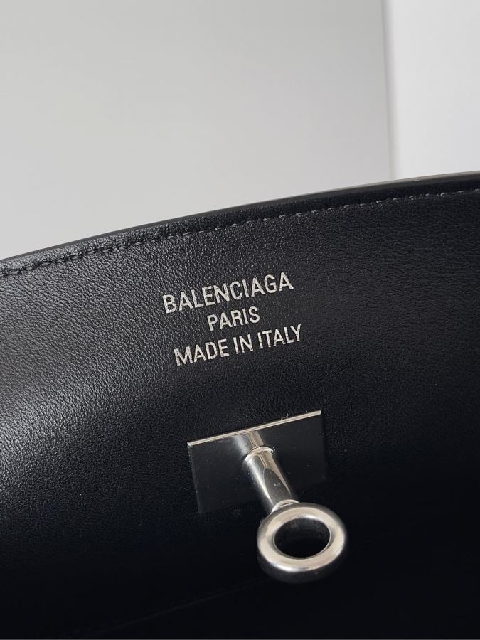 1:1 Replica Balenciaga bag 𝐁𝐚𝐥𝐞𝐧𝐜𝐢𝐚𝐠𝐚 𝐁𝐞𝐥 𝐀𝐢𝐫 — 1:1 Replica — photo 5