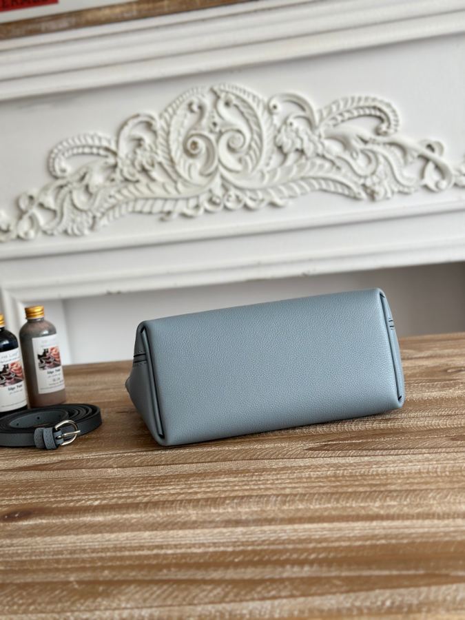 1:1 Replica Hermes bag Half hand sewing mini 2424 — Premium Replica — photo 4
