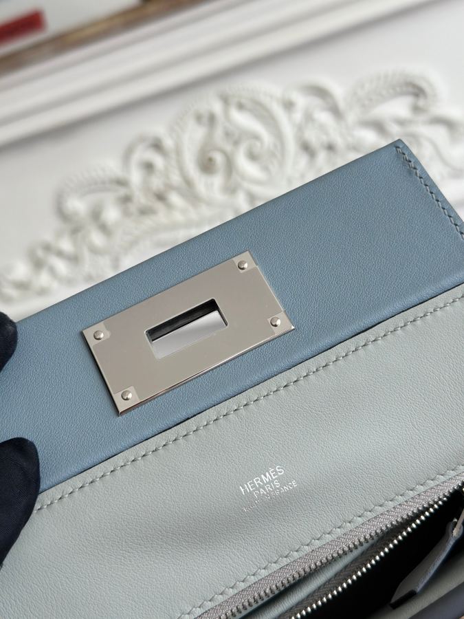 1:1 Replica Hermes bag Half hand sewing mini 2424 — Premium Replica — photo 8
