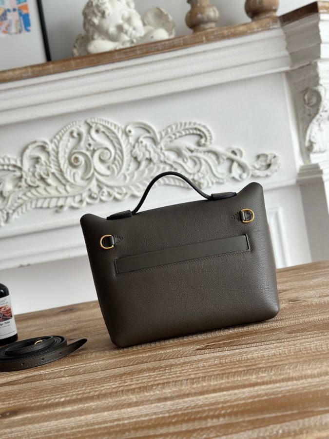 1:1 Replica Hermes bag Half hand sewing mini 2424 — AAA Quality Replica — photo 3