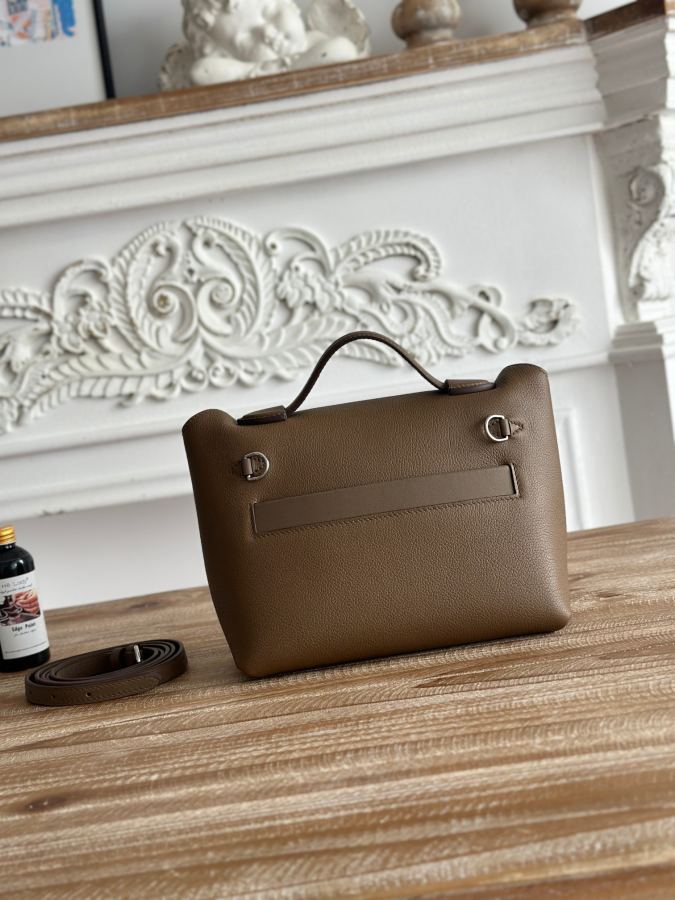1:1 Replica Hermes bag Half hand sewing mini 2424 — Premium Replica — photo 3