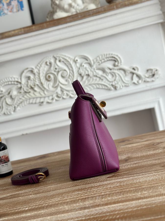1:1 Replica Hermes bag Half hand sewing mini 2424 — AAA Quality Replica — photo 2