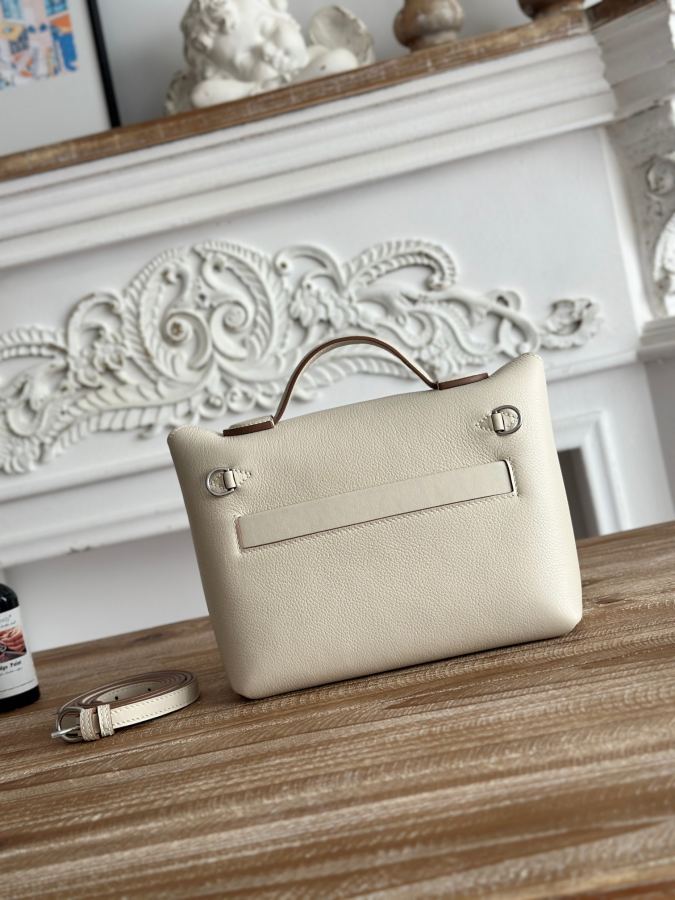1:1 Replica Hermes bag Half hand sewing mini 2424 — AAA Quality Replica — photo 3