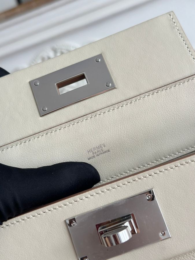 1:1 Replica Hermes bag Half hand sewing mini 2424 — AAA Quality Replica — photo 8