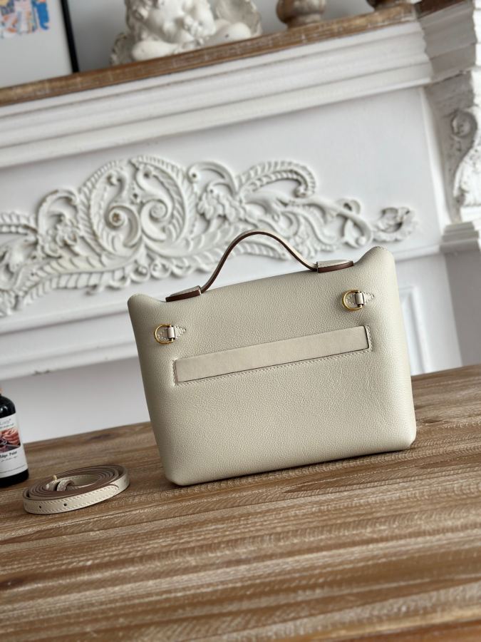 1:1 Replica Hermes bag Half hand sewing mini 2424 — AAA Quality Replica — photo 3