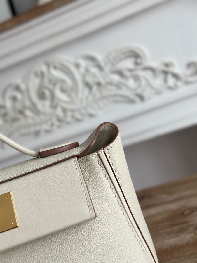 1:1 Replica Hermes bag Half hand sewing mini 2424 — AAA Quality Replica — photo 6