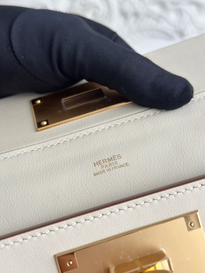 1:1 Replica Hermes bag Half hand sewing mini 2424 — AAA Quality Replica — photo 8