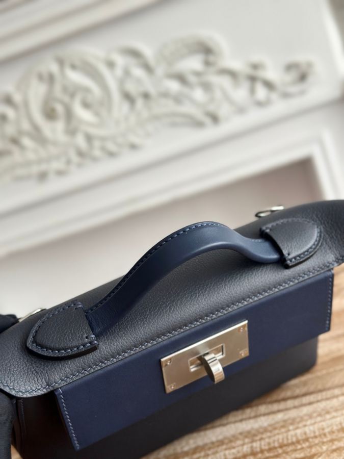 1:1 Replica Hermes bag Half hand sewing mini 2424 — AAA Quality Replica — photo 5