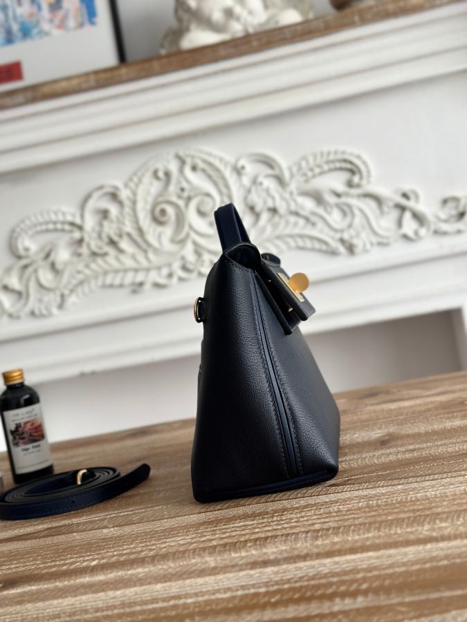 1:1 Replica Hermes bag Half hand sewing mini 2424 — Premium Replica — photo 2