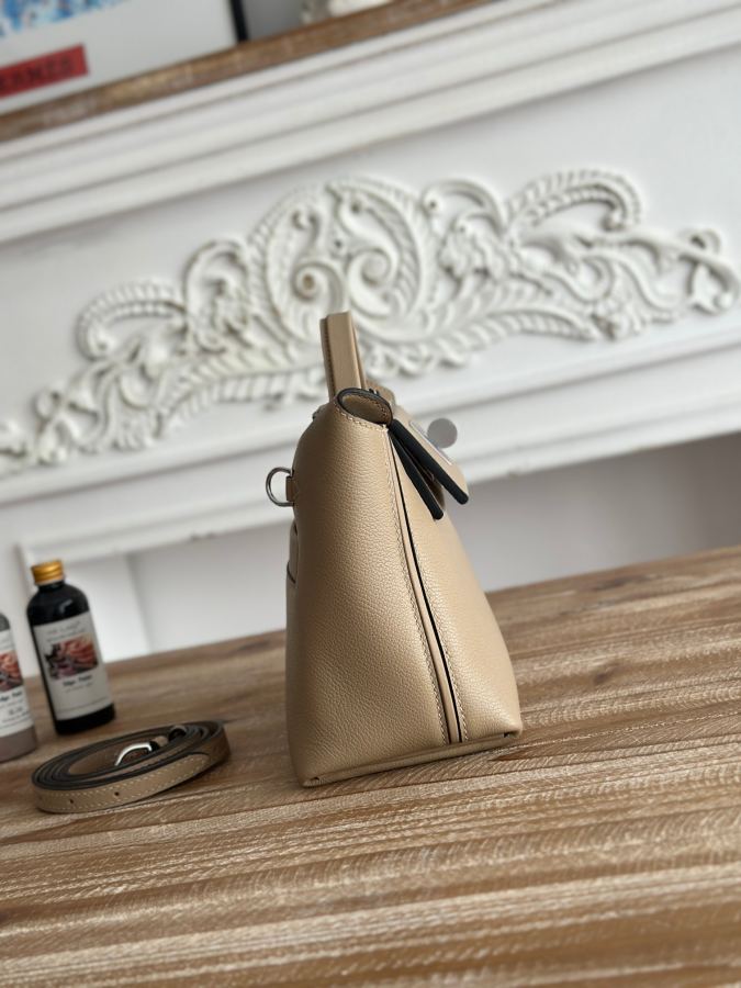 1:1 Replica Hermes bag Half hand sewing mini 2424 — 1:1 Replica — photo 2