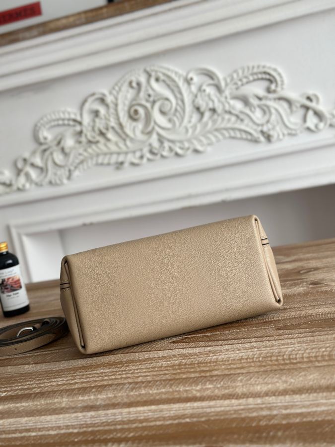 1:1 Replica Hermes bag Half hand sewing mini 2424 — 1:1 Replica — photo 4