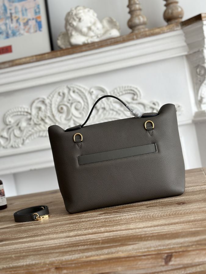 1:1 Replica Hermes bag Half hand sewing 2424 — Premium Replica — photo 3