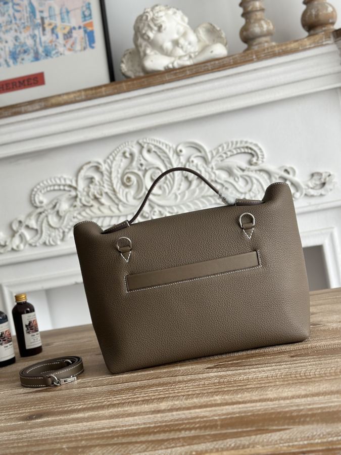 1:1 Replica Hermes bag Half hand sewing 2424 — AAA Quality Replica — photo 3