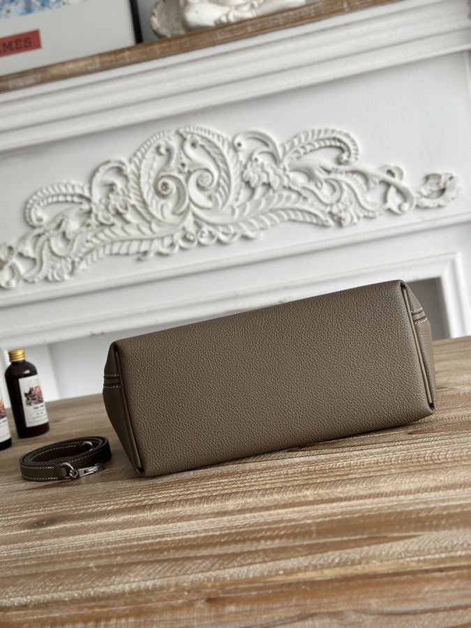 1:1 Replica Hermes bag Half hand sewing 2424 — AAA Quality Replica — photo 5