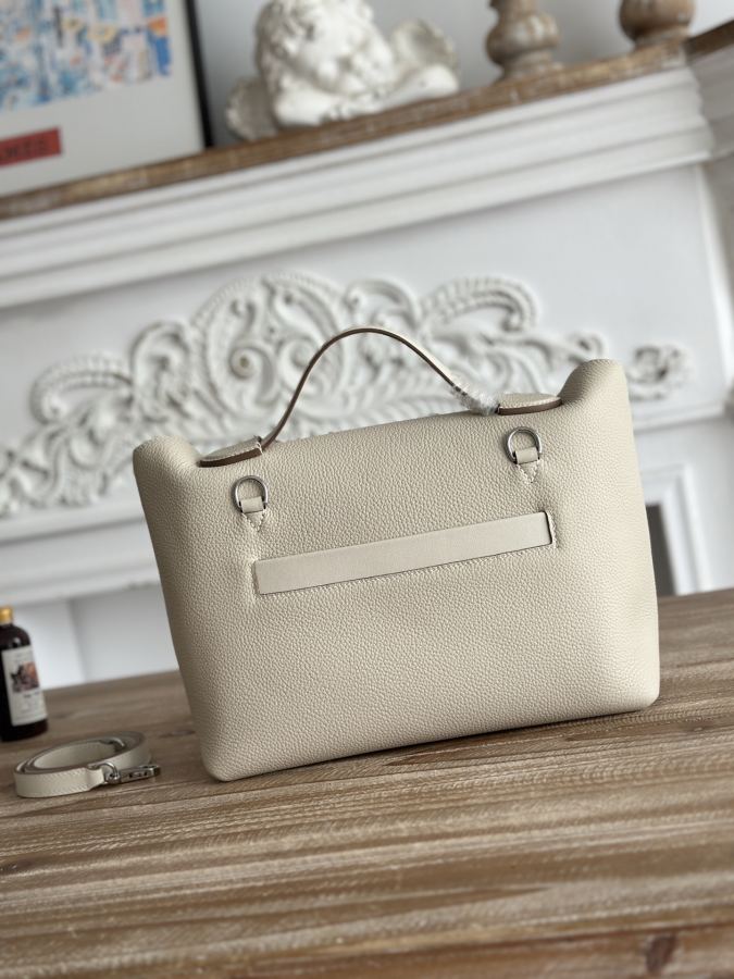 1:1 Replica Hermes bag Half hand sewing 2424 — AAA Quality Replica — photo 3