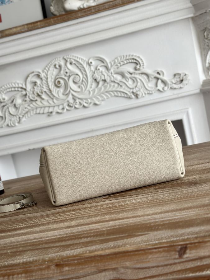 1:1 Replica Hermes bag Half hand sewing 2424 — AAA Quality Replica — photo 6