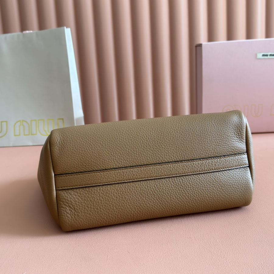1:1 Replica Miu bag 】Miu Logo MAX — Premium Replica — photo 4