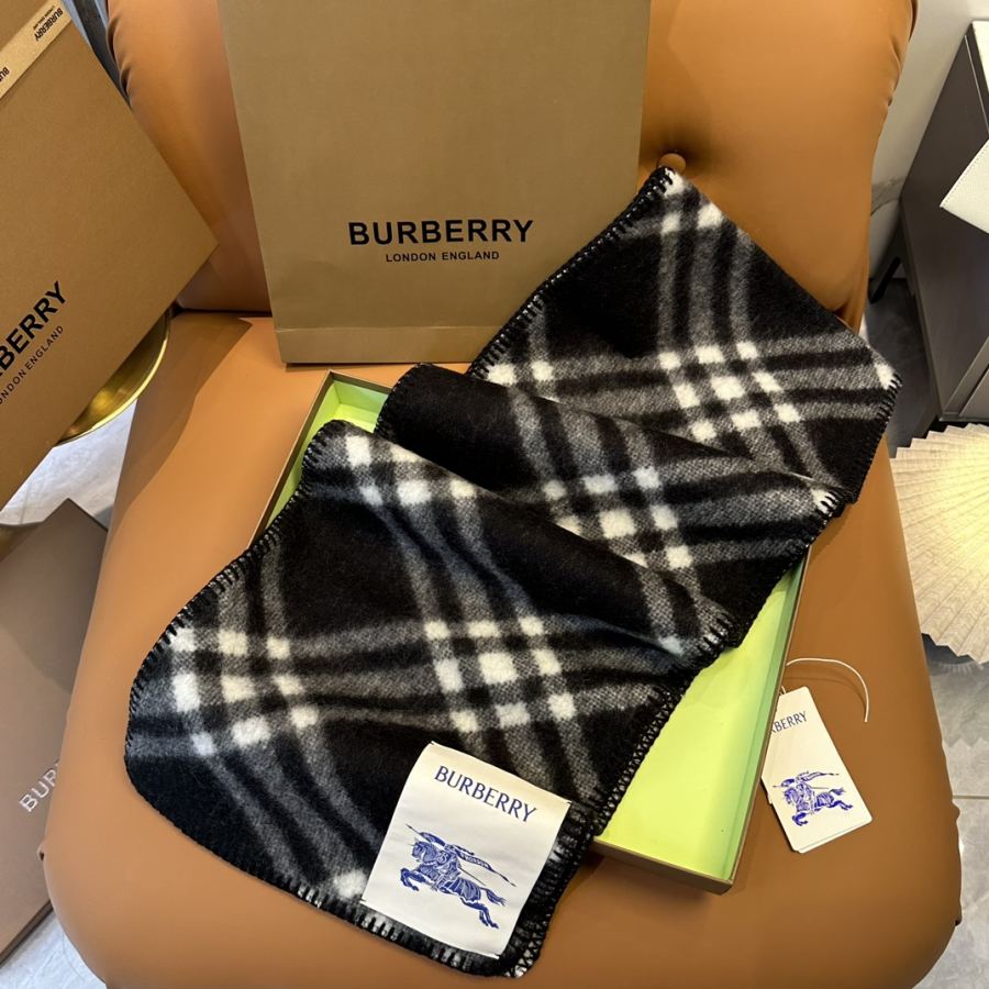 1:1 Replica burberry scarf (Higher version) — AAA Quality Replica — photo 4