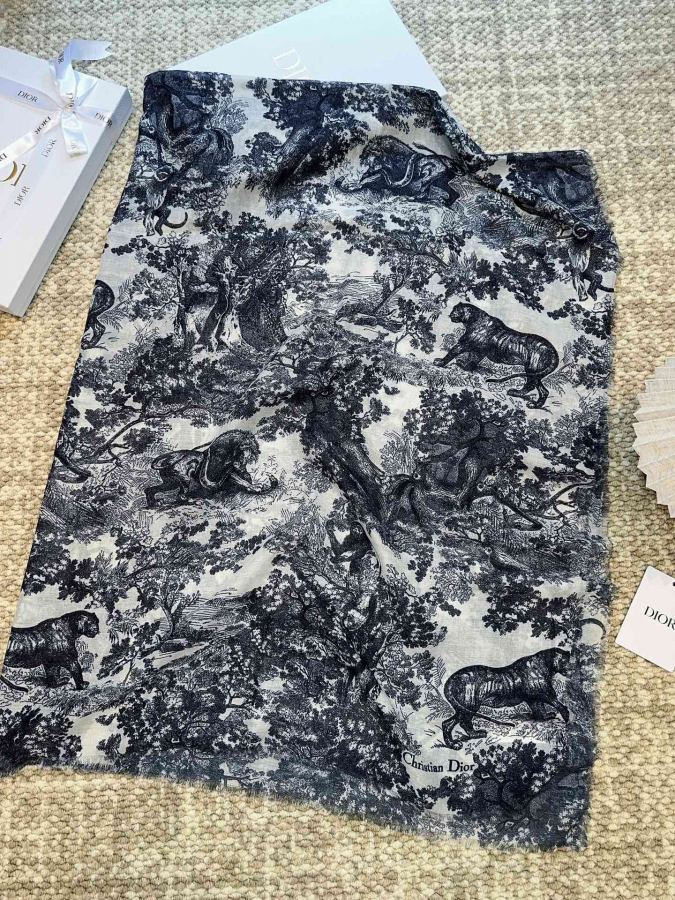 1:1 Replica Dior scarf — 1:1 Replica — photo 9