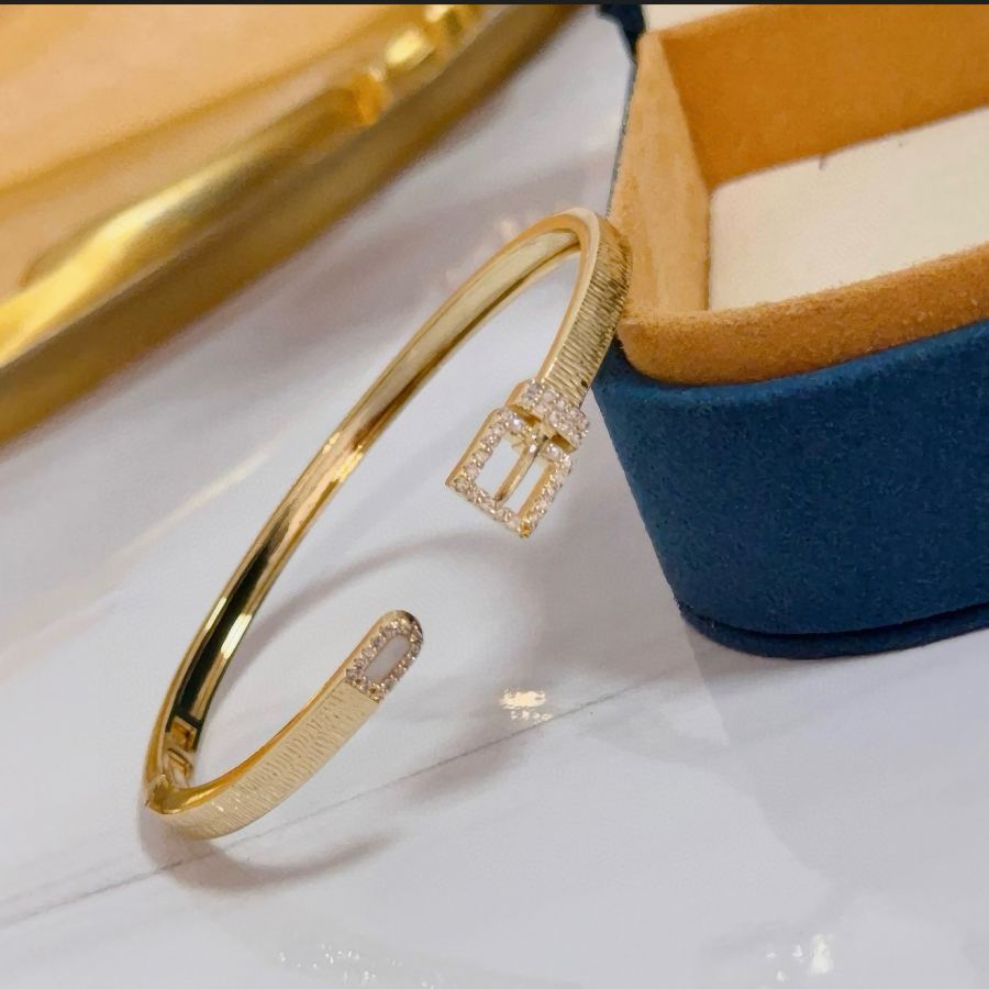 1:1 Replica Piaget Watches Piaget V — AAA Quality Replica — photo 3