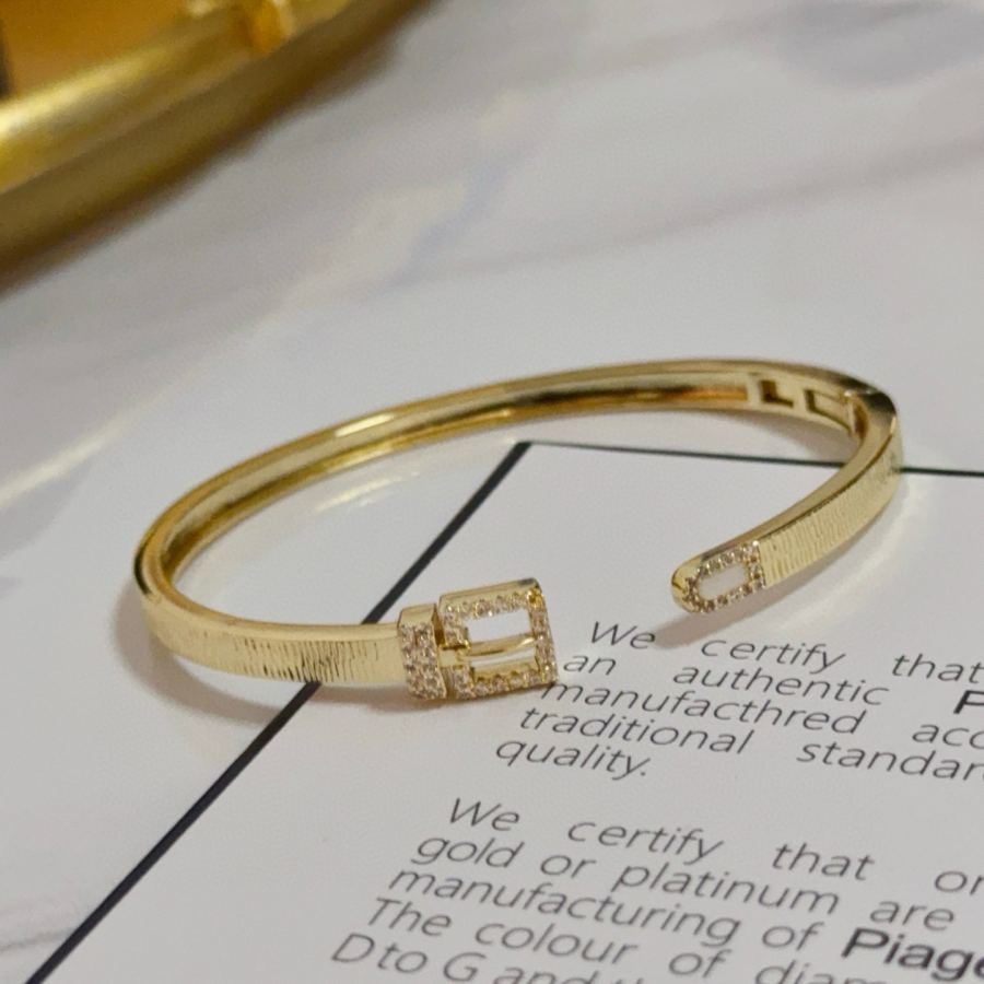 1:1 Replica Piaget Watches Piaget V — AAA Quality Replica — photo 7