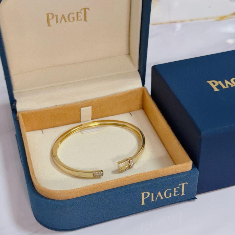 1:1 Replica Piaget Watches Piaget V — AAA Quality Replica — photo 2
