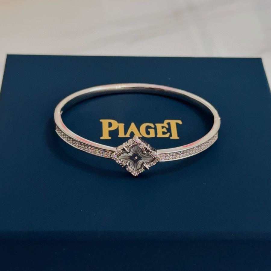 1:1 Replica Piaget Watches Piaget V — 1:1 Replica For Sale — photo 6