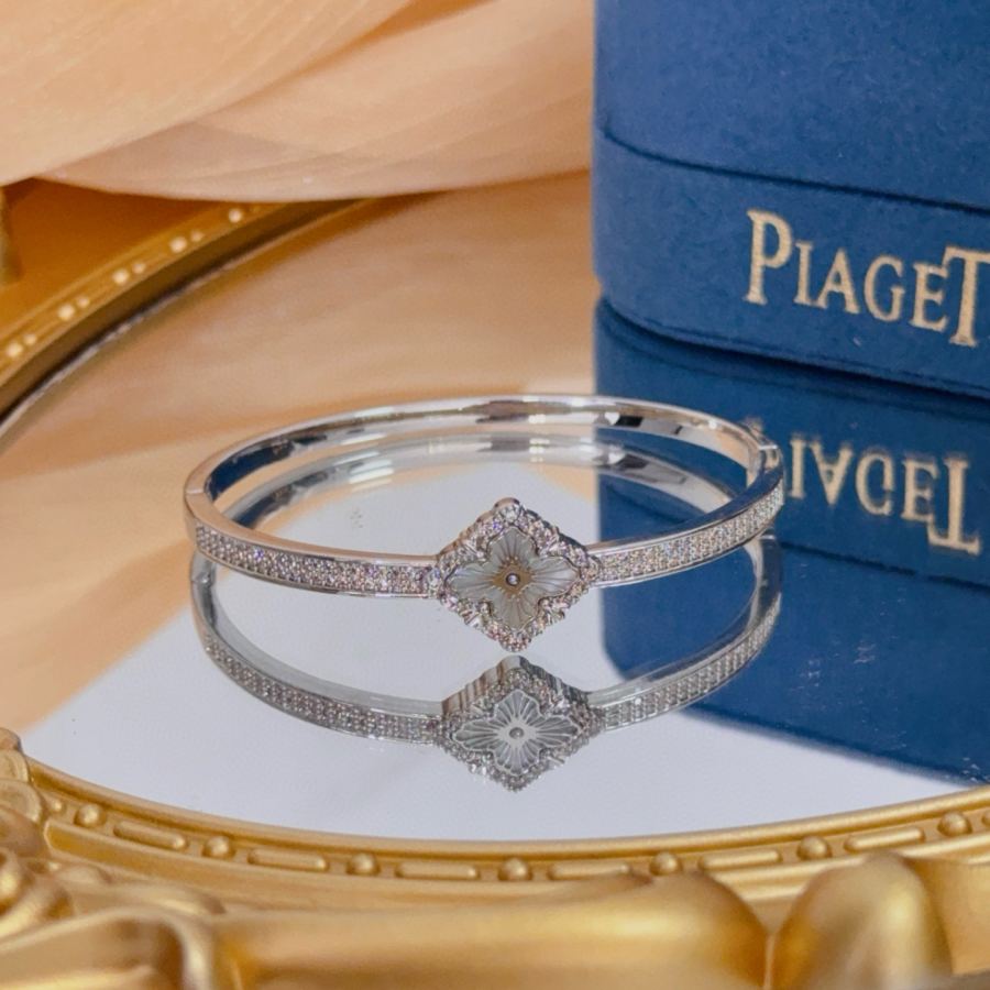 1:1 Replica Piaget Watches Piaget V — 1:1 Replica For Sale — photo 4