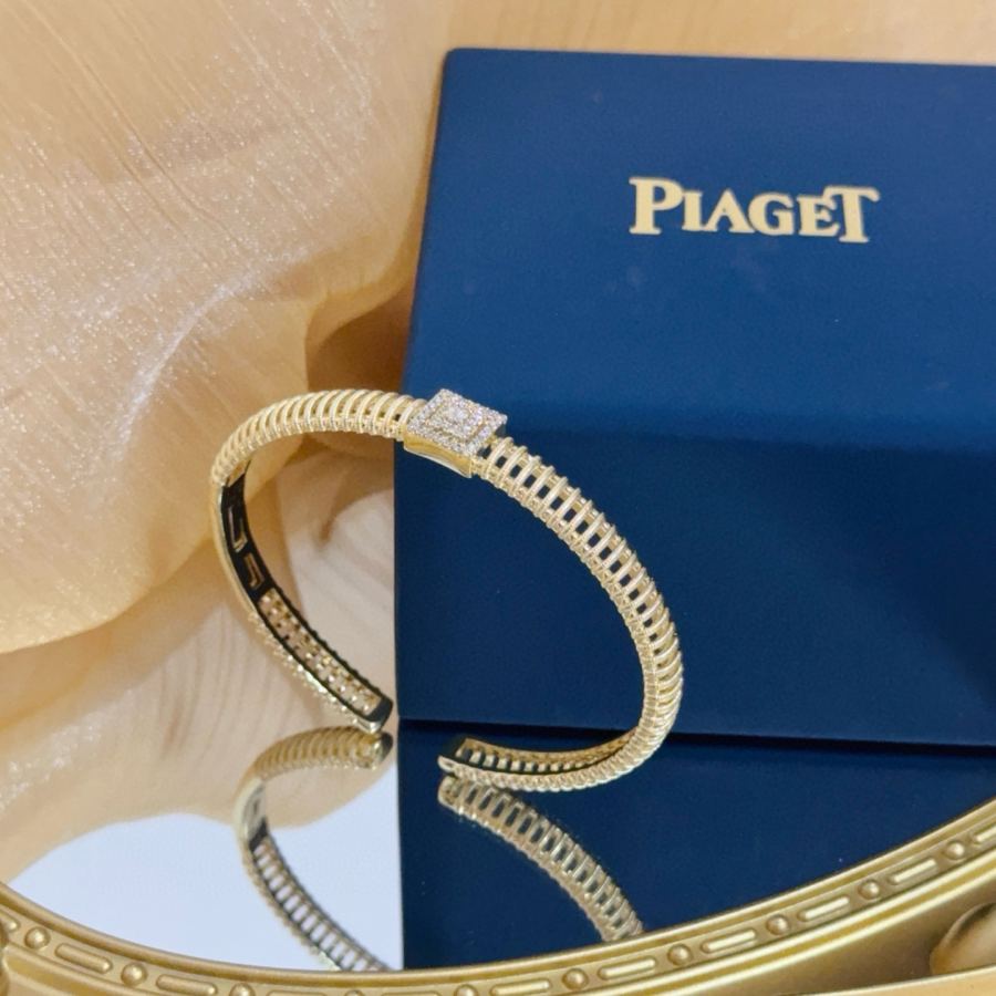 1:1 Replica Piaget Watches Piaget V — Premium Replica — photo 6