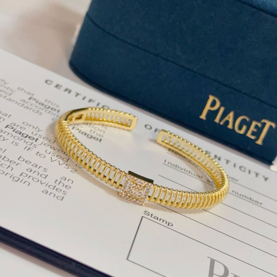 1:1 Replica Piaget Watches Piaget V — Premium Replica — photo 2