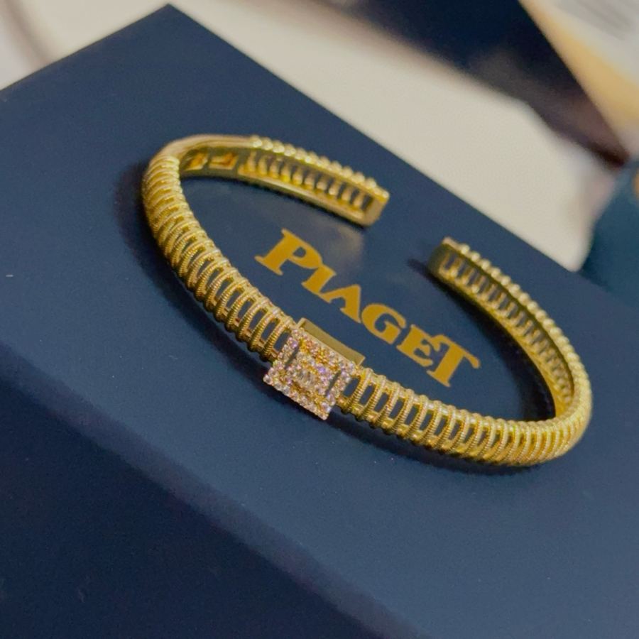 1:1 Replica Piaget Watches Piaget V — Premium Replica — photo 9