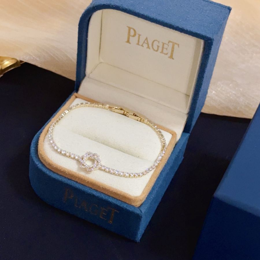 1:1 Replica Piaget Watches Piaget V — AAA Quality Replica — photo 2