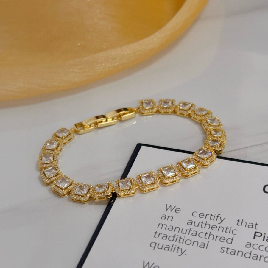 1:1 Replica Piaget Jewelry Piaget V — AAA Quality Replica
