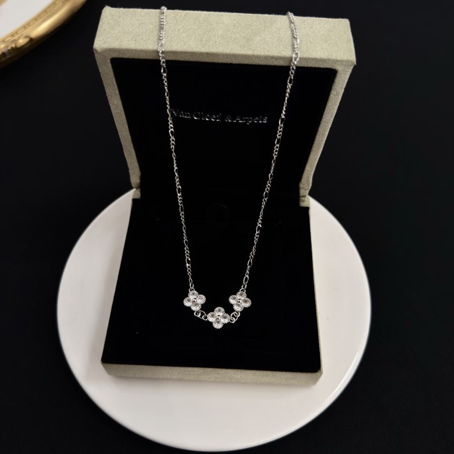 1:1 Replica Van Cleef & Arpels Jewelry VCA — AAA Quality Replica — photo 4