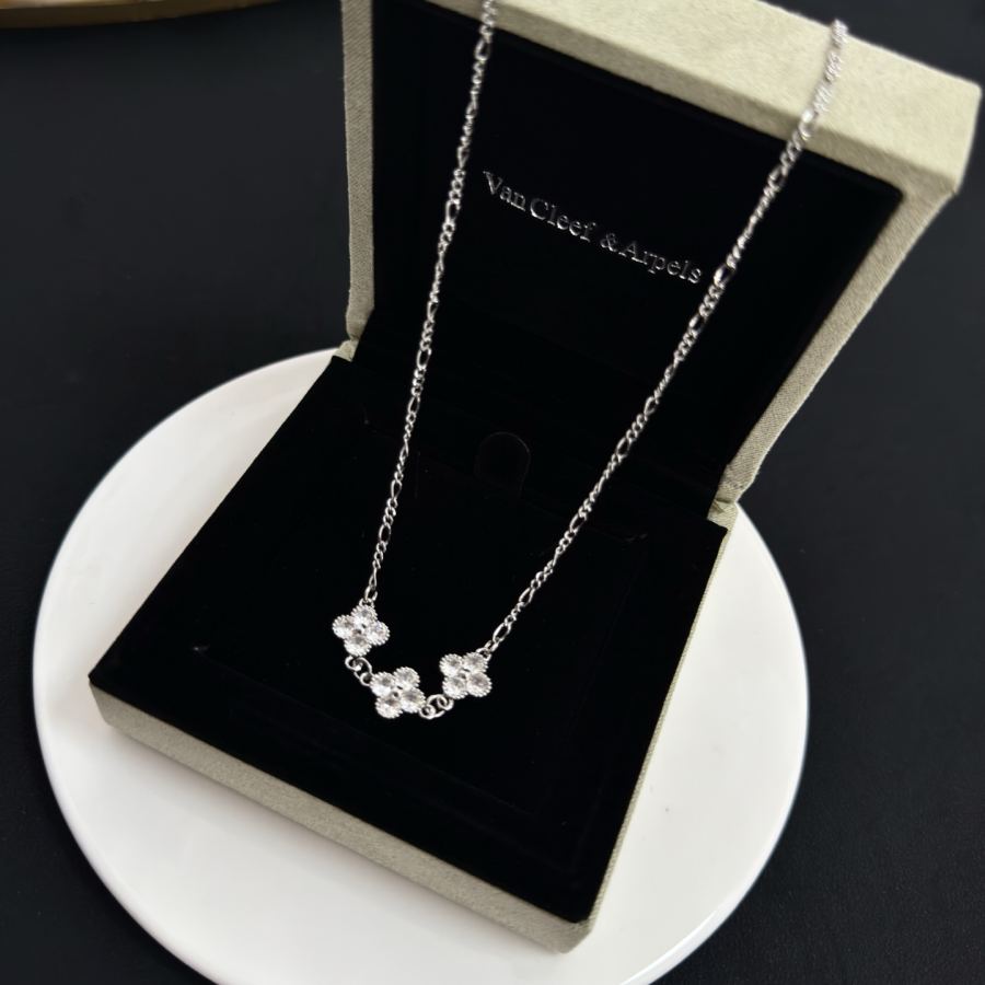 1:1 Replica Van Cleef & Arpels Jewelry VCA — AAA Quality Replica — photo 5