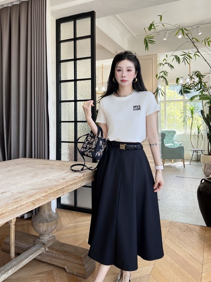 1:1 Replica Dior Women — AAA Quality Replica