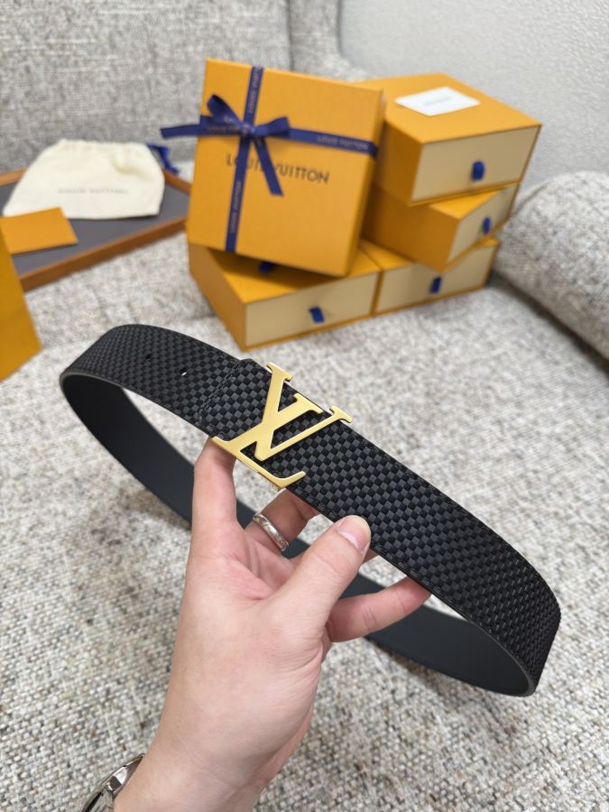 1:1 Replica LV belt Louis Vuitton LV 4.0 — Premium Replica — photo 9