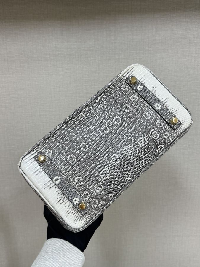 1:1 Replica Hermes bag Birkin25 — Premium Replica — photo 6