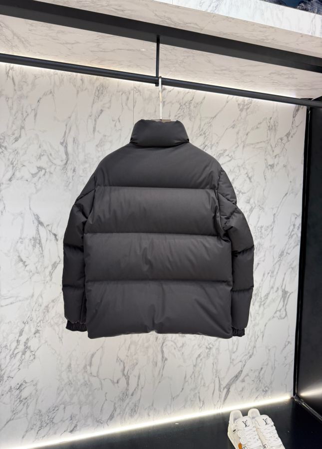 1:1 Replica Prada down jacket D prada re-nylon — 1:1 Replica — photo 3
