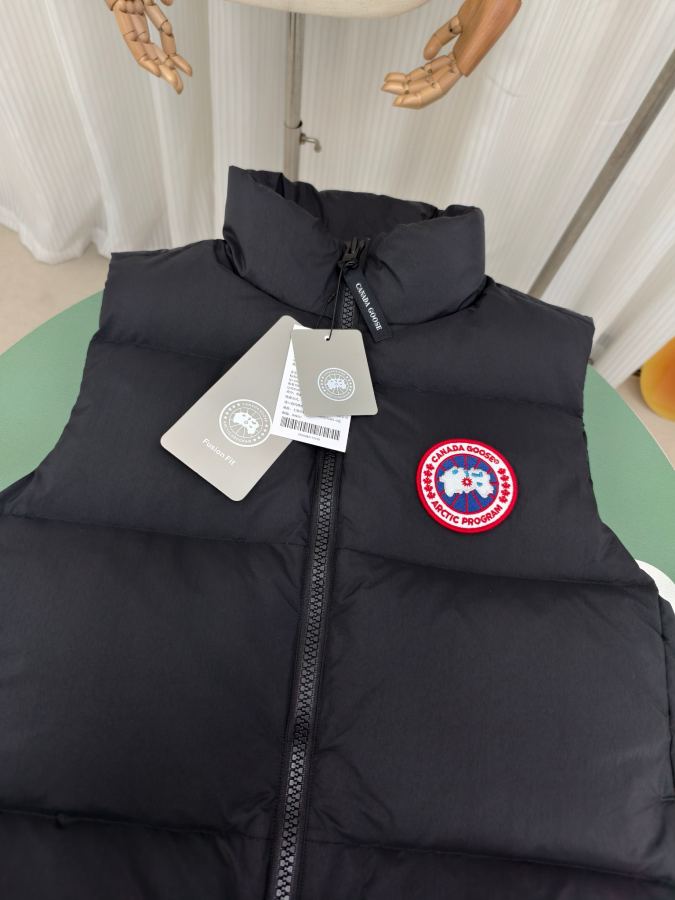 1:1 Replica GOOSE down jacket, Model 2804 M — Premium Replica — photo 3