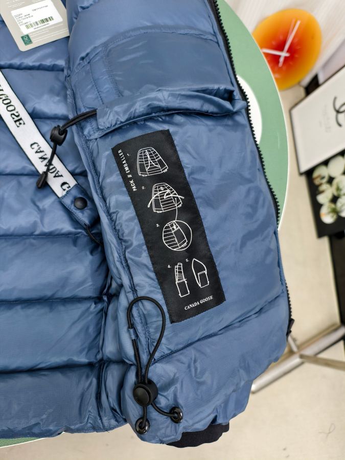 1:1 Replica GOOSE down jacket, 2228 M model (higher version) — AAA Quality Replica — photo 8