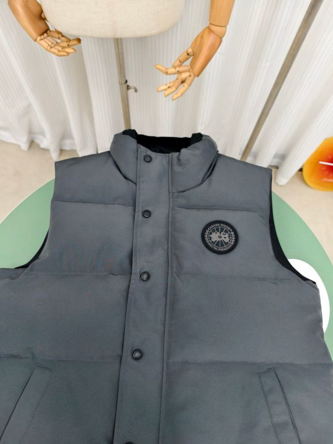 1:1 Replica GOOSE down jacket, 4151 M model (higher version) — AAA Quality Replica — photo 2