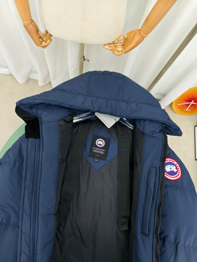 1:1 Replica GOOSE down jacket, Model 2801 — AAA Quality Replica — photo 7