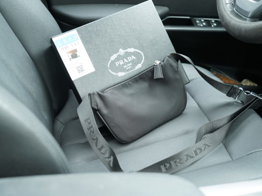 1:1 Replica PRADA bag PRADA — AAA Quality Replica — photo 5