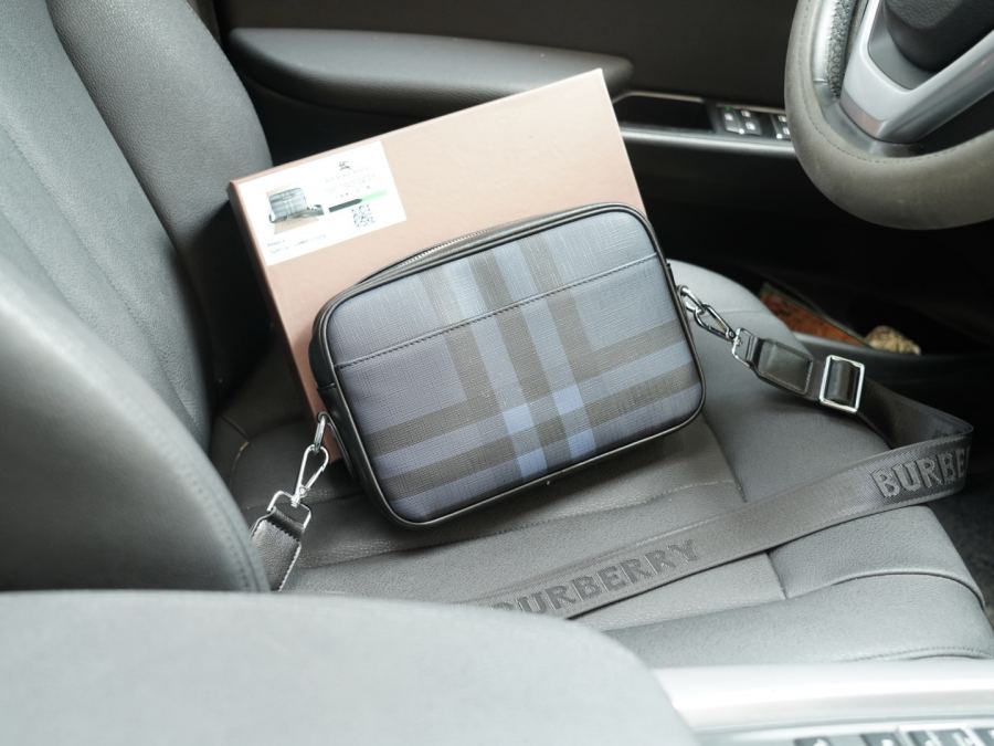 1:1 Replica Burberry bag Burberry 24x16x6 — AAA Quality Replica — photo 5