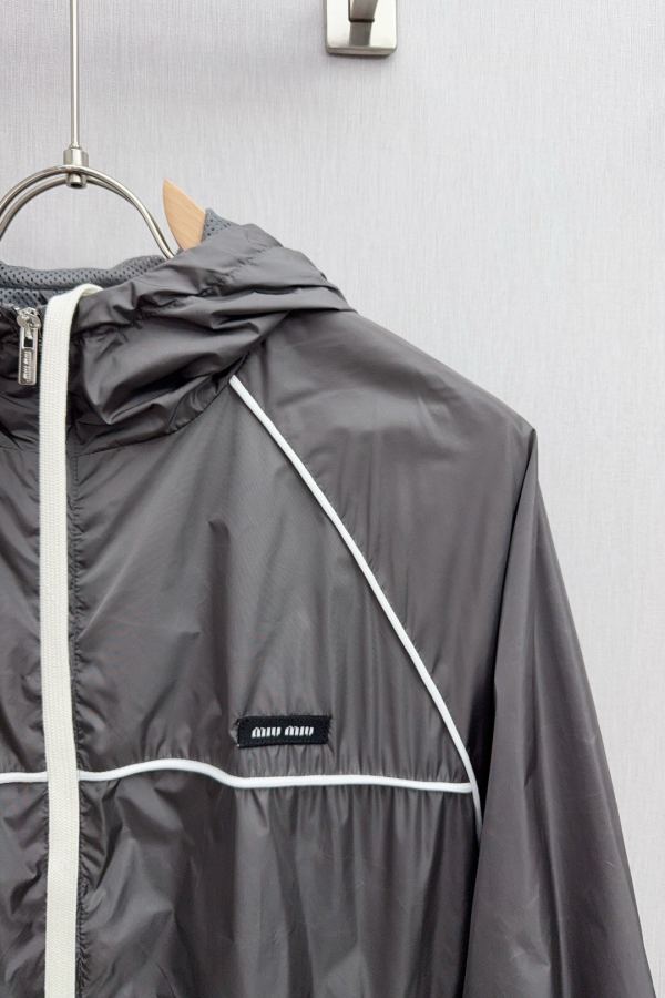 1:1 Replica MIUMIU men Support replacement after the year! O122 — Premium Replica — photo 4