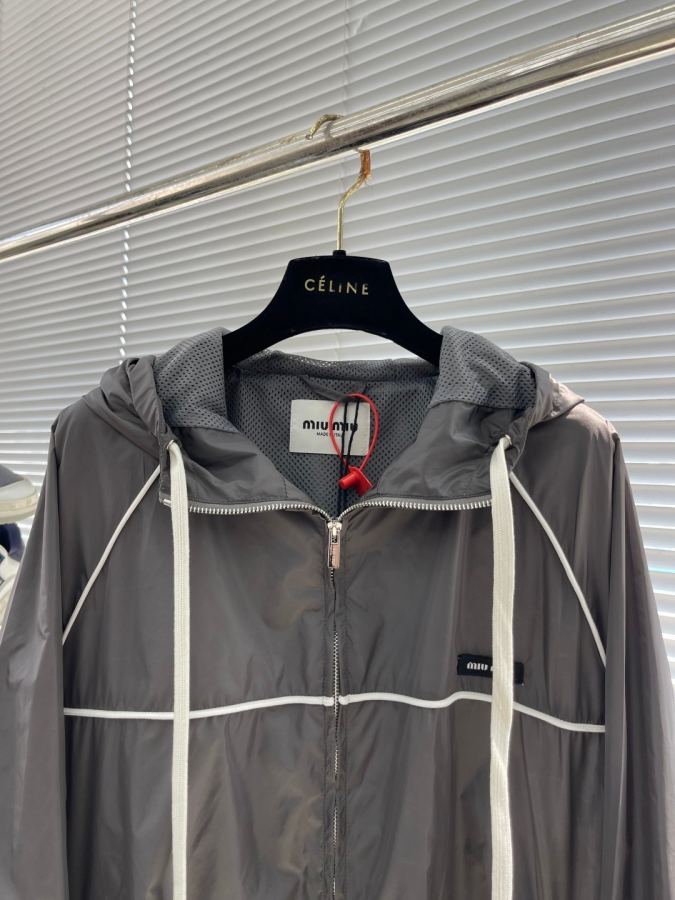 1:1 Replica MIUMIU men Support replacement after the year! — Premium Replica — photo 2