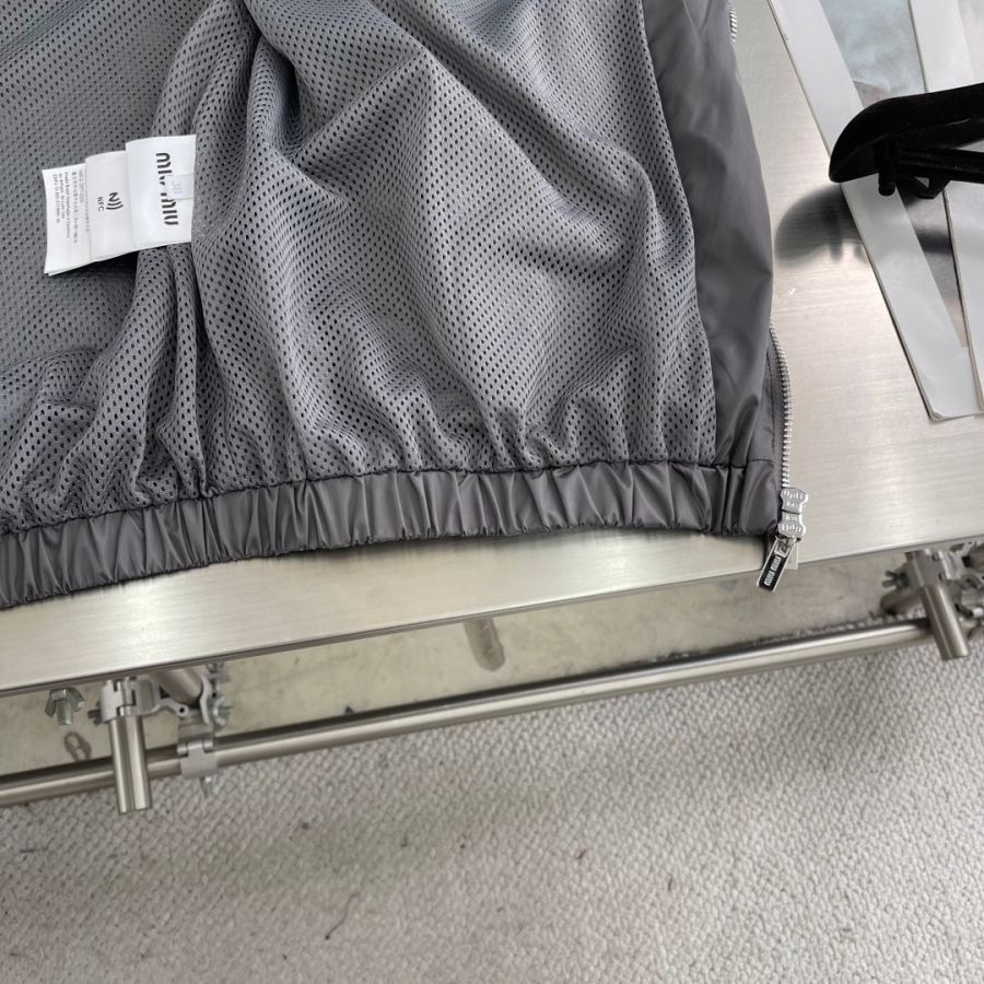 1:1 Replica MIUMIU men Support replacement after the year! — Premium Replica — photo 7
